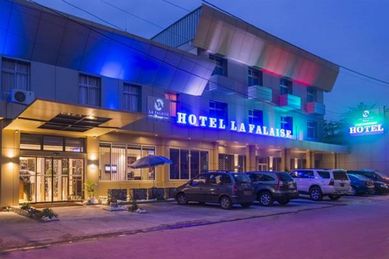 Hotel La Falaise Bonanjo Douala Esterno foto