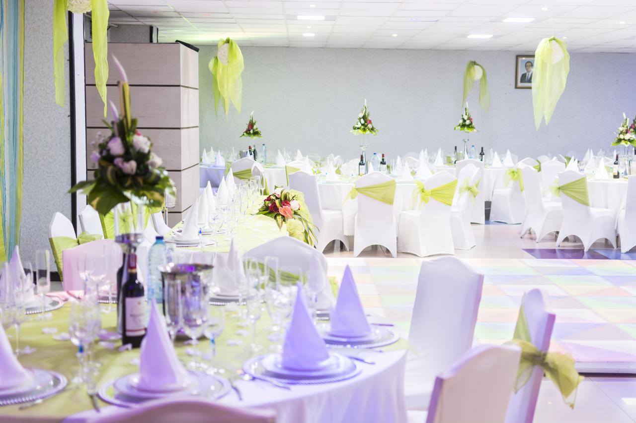Hotel La Falaise Bonanjo Douala Esterno foto