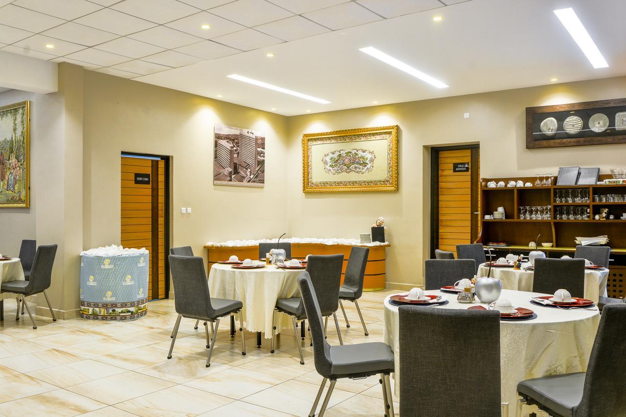 Hotel La Falaise Bonanjo Douala Esterno foto