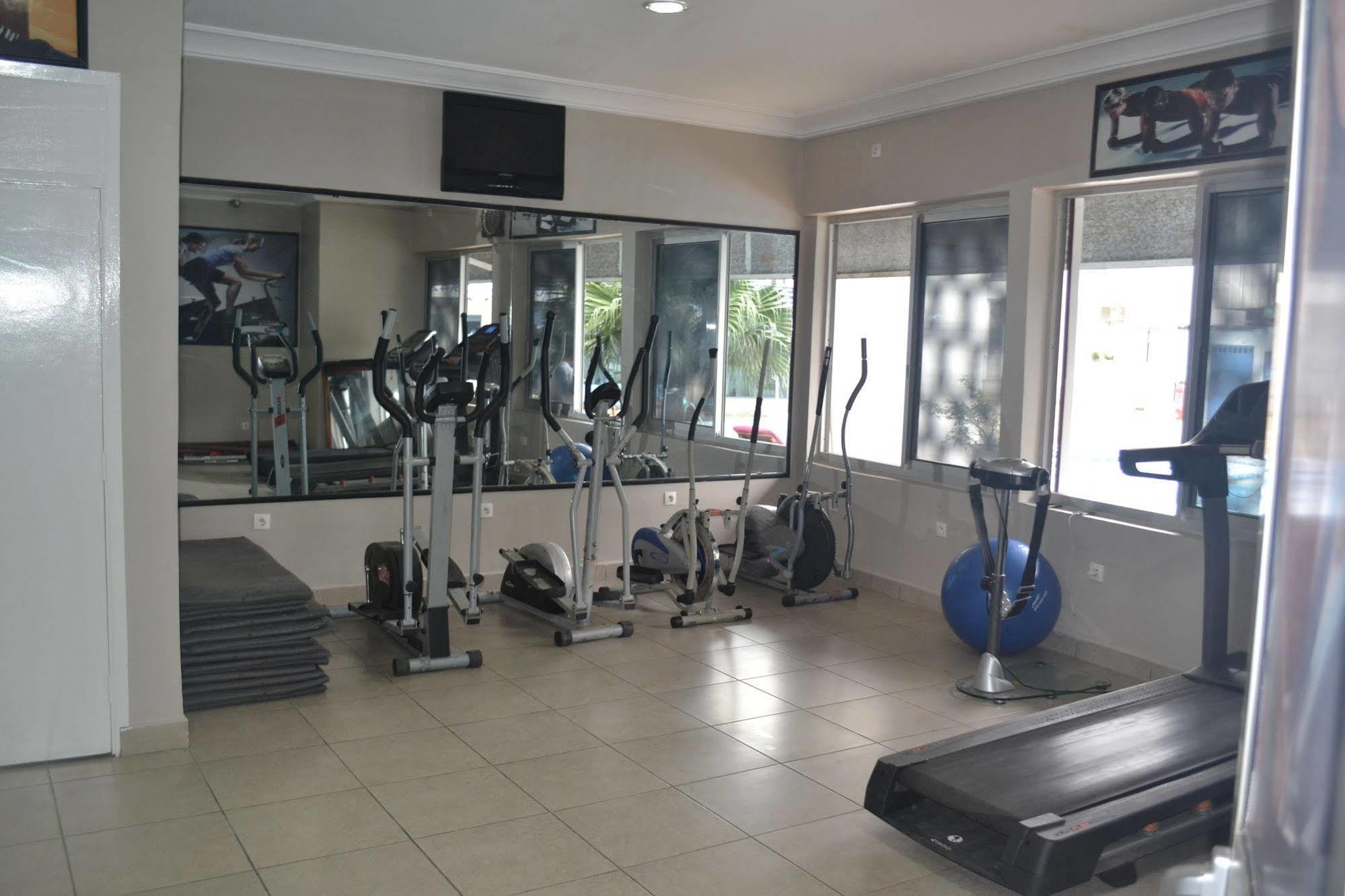 Hotel La Falaise Bonanjo Douala Esterno foto